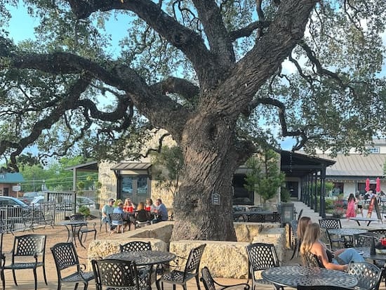 Old Oak Square in Marble Falls Texas